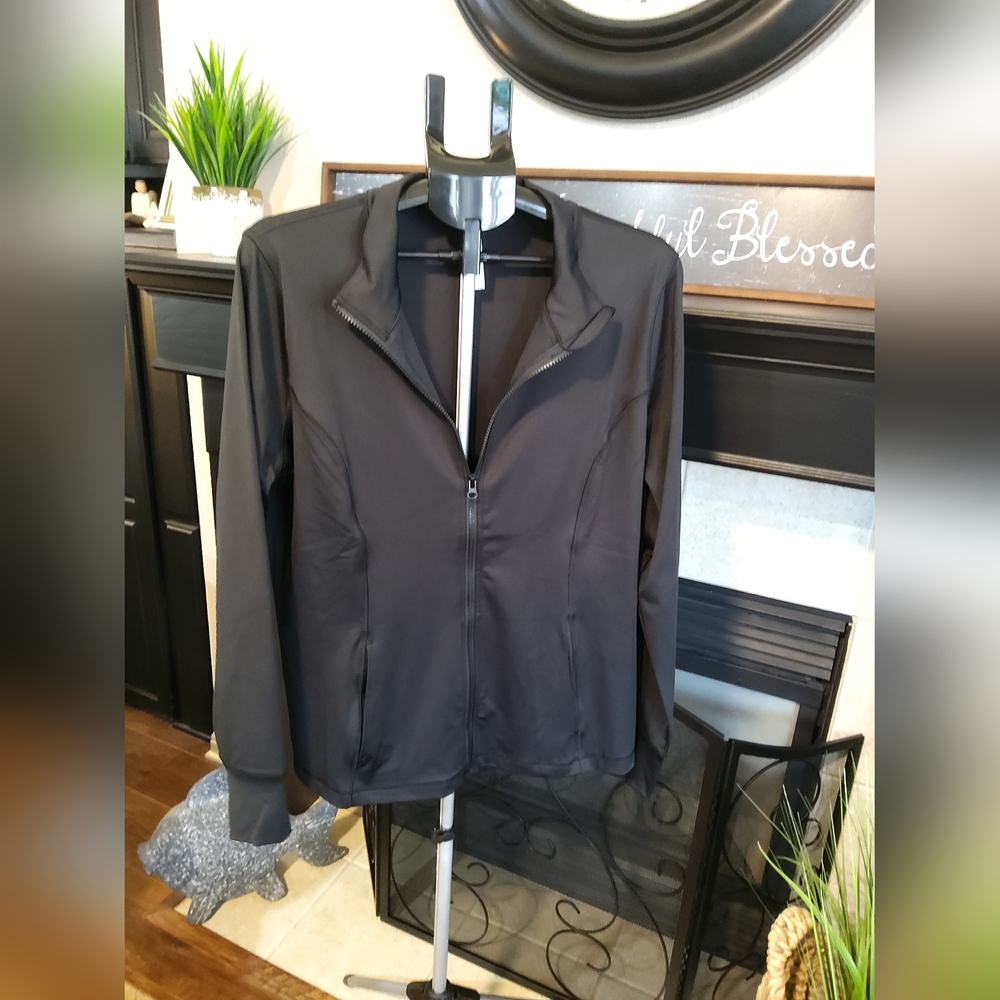 Velocity Ladies Black Activewear Jacket - Picture 4 of 10